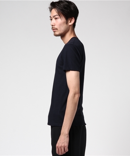 OURET（オーレット）の「HIGH TWIST JERSEY STITCH U NECK SHORT SLEEVE（Tシャツ/カットソー・メンズ・グレー系その他/ネイビー/ホワイト系その他・2/1/3）」の4枚目の写真