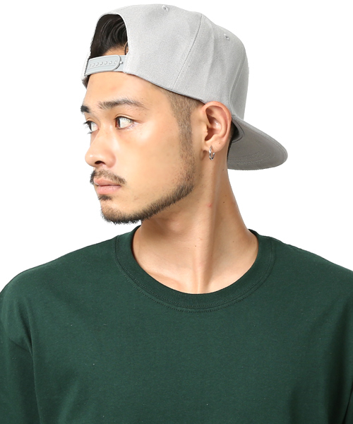 Rocky Monroe(ロッキーモンロー)の「ストレートベースボールキャップ(キャップ・メンズ・ホワイト/ブラック/パープル/ネイビー/ブラウン/グレー/レッド/サックスブルー/ピンク/イエロー/オレンジ/ブルー/ワインレッド/ブラック系その他/ライトピンク/ブラック系その他2/ブラック系その他3/ベージュ・FREE)」の7枚目の写真