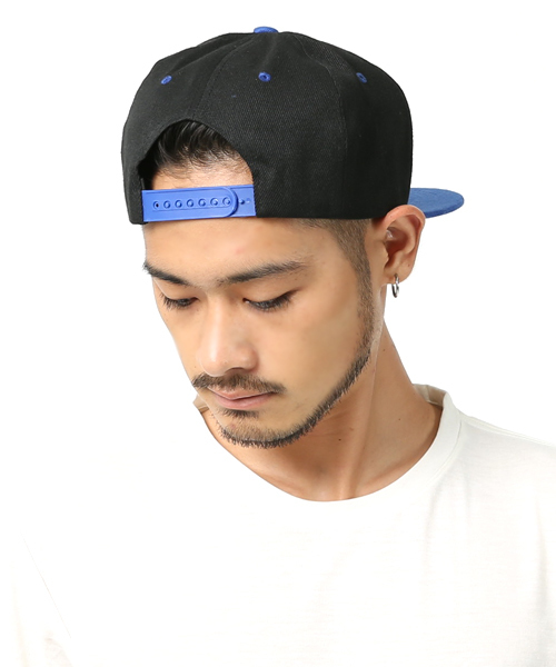 Rocky Monroe(ロッキーモンロー)の「ストレートベースボールキャップ(キャップ・メンズ・ホワイト/ブラック/パープル/ネイビー/ブラウン/グレー/レッド/サックスブルー/ピンク/イエロー/オレンジ/ブルー/ワインレッド/ブラック系その他/ライトピンク/ブラック系その他2/ブラック系その他3/ベージュ・FREE)」の5枚目の写真