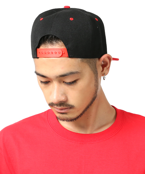 Rocky Monroe(ロッキーモンロー)の「ストレートベースボールキャップ(キャップ・メンズ・ホワイト/ブラック/パープル/ネイビー/ブラウン/グレー/レッド/サックスブルー/ピンク/イエロー/オレンジ/ブルー/ワインレッド/ブラック系その他/ライトピンク/ブラック系その他2/ブラック系その他3/ベージュ・FREE)」の6枚目の写真