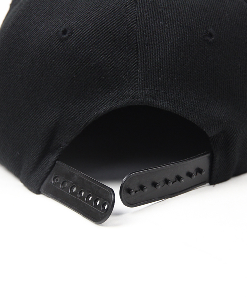 Rocky Monroe(ロッキーモンロー)の「ストレートベースボールキャップ(キャップ・メンズ・ホワイト/ブラック/パープル/ネイビー/ブラウン/グレー/レッド/サックスブルー/ピンク/イエロー/オレンジ/ブルー/ワインレッド/ブラック系その他/ライトピンク/ブラック系その他2/ブラック系その他3/ベージュ・FREE)」の22枚目の写真