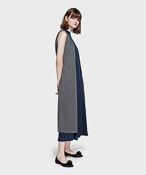 CHARLES & KEITH（チャールズ & キース）の「スエードフラットパンプス / SUEDE FLAT PUMPS（バレエシューズ・レディース・ブラック/グリーン/パープル・23cm/22.5cm/23.5cm/25cm/24.5cm）」の9枚目の写真