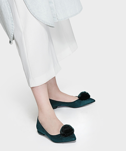 CHARLES & KEITH（チャールズ & キース）の「スエードフラットパンプス / SUEDE FLAT PUMPS（バレエシューズ・レディース・ブラック/グリーン/パープル・23cm/22.5cm/23.5cm/25cm/24.5cm）」の10枚目の写真