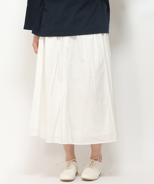 LBC(エルビーシー)の「60ローンふんわりギャザースカート (スカート・レディース・ホワイト/ブルー/その他27・MEDIUM/LARGE)」の2枚目の写真