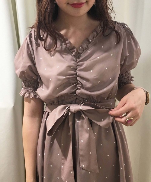 one after another NICE CLAUP（ワンアフターアナザーナイスクラップ）の「オトナのハートワンピース（ワンピース・レディース・アイボリー/ブラック/ブラウン系その他・FREE）」の10枚目の写真