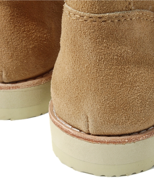 HYSTERIC MINI(ヒステリックミニ)の「HYSTERIC TYPE LOGO スタッズ付き スエードエンジニアブーツ(ブーツ・キッズ・ベージュ/ブラック・SMALL/MEDIUM/LARGE/X-LARGE)」の9枚目の写真