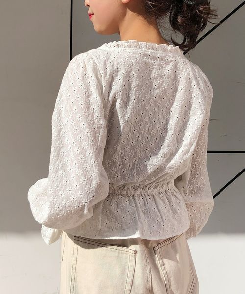 one after another NICE CLAUP（ワンアフターアナザーナイスクラップ）の「お花刺繍ブラウス＋インナーセット（シャツ/ブラウス・レディース・ブラック/ベージュ/オフホワイト・FREE）」の10枚目の写真