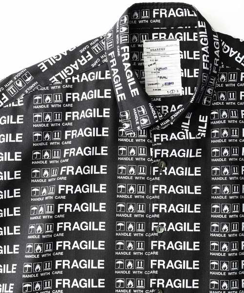 SHAREEF(シャリーフ)の「FRAGILE ROGO S/S SHIRTS(シャツ/ブラウス・メンズ・ブラック/ネイビー/モカ・1/3/2)」の7枚目の写真