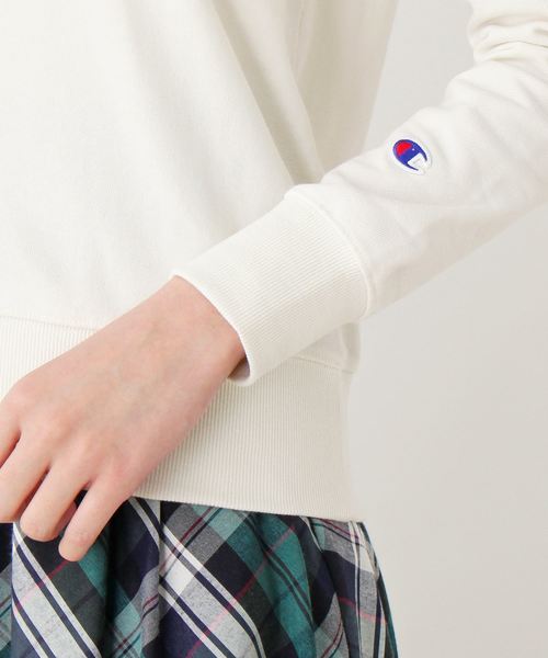 Champion(チャンピオン)の「Champion ロゴトレーナー(スウェット・レディース・オフホワイト/グレー/ブラック・02)」の8枚目の写真