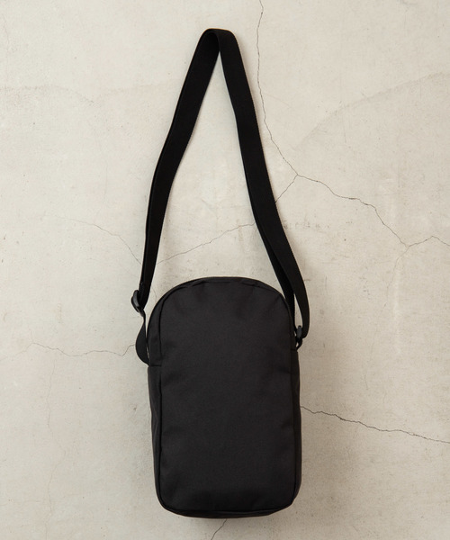 PUMA（プーマ）の「WEGO/PUMA ミニショルダーバッグ（ショルダーバッグ・メンズ・ライトパープル/ブラック・FREE）」の8枚目の写真