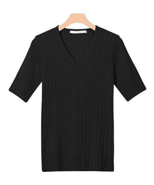 Pierrot（ピエロ）の「ネックが選べるウォッシャブル半袖リブニット（ニット/セーター・レディース・オフホワイト/ブラック系その他/グリーン系その他/ピンク系その他/ブルー系その他2/ピンク系その他4/グレー/ホワイト系その他/ベージュ系その他/パープル系その他/グリーン系その他2/ピンク系その他3/ブラック/グリーン/グレー系その他/ブルー系その他/ネイビー/ミント/ブラウン系その他/ライトパープル/ブラウン系その他2/ピンク系その他2/ピンク系その他6/ライトベージュ/ブルー系その他3/ピンク系その他5/レッド系その他/ボルドー/ブルー系その他4/ブルー系その他5・M/L）」の5枚目の写真