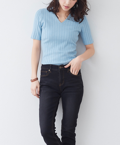 Pierrot（ピエロ）の「ネックが選べるウォッシャブル半袖リブニット（ニット/セーター・レディース・オフホワイト/ブラック系その他/グリーン系その他/ピンク系その他/ブルー系その他2/ピンク系その他4/グレー/ホワイト系その他/ベージュ系その他/パープル系その他/グリーン系その他2/ピンク系その他3/ブラック/グリーン/グレー系その他/ブルー系その他/ネイビー/ミント/ブラウン系その他/ライトパープル/ブラウン系その他2/ピンク系その他2/ピンク系その他6/ライトベージュ/ブルー系その他3/ピンク系その他5/レッド系その他/ボルドー/ブルー系その他4/ブルー系その他5・M/L）」の19枚目の写真