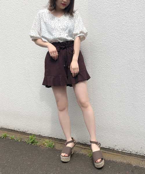one after another NICE CLAUP(ワンアフターアナザーナイスクラップ)の「麻混フリルショートパンツ(その他パンツ・レディース・アイボリー/ブラック/ブラウン系その他/ベージュ・FREE)」の18枚目の写真