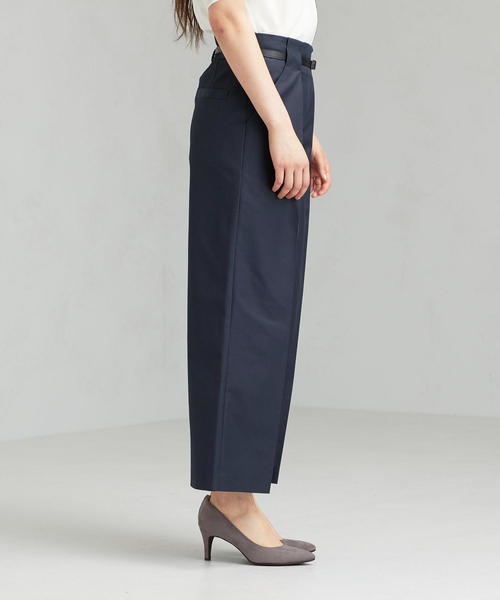 green label relaxing(グリーンレーベルリラクシング)の「CS ベルト デザイン ワイド パンツ(その他パンツ・レディース・ネイビー/オフホワイト/ケリー・40/38/36)」の15枚目の写真