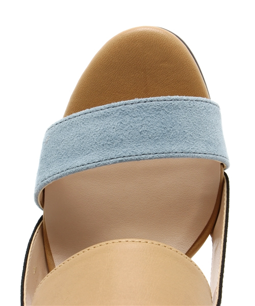 GALLARDAGALANTE（ガリャルダガランテ）の「エラスティックサンダル