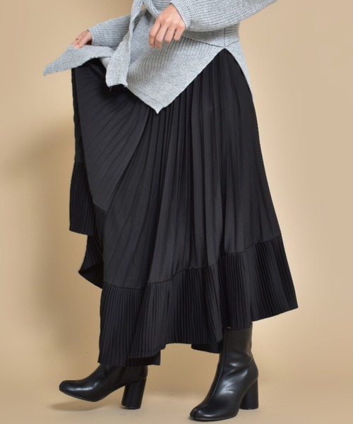 SVEC(シュベック)の「アシンメトリー フレア ロング ヘムプリーツ スカート(スカート・レディース・ホワイト/ブラック/ブラウン・FREE)」の4枚目の写真