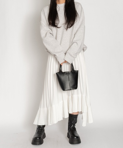 SVEC(シュベック)の「アシンメトリー フレア ロング ヘムプリーツ スカート(スカート・レディース・ホワイト/ブラック/ブラウン・FREE)」の18枚目の写真