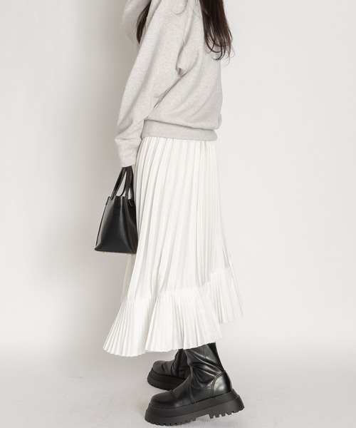 【FENDI】アシンメトリー ヘム プリーツ スカート アシンメトリー フレア ロング ヘムプリーツ スカート[品番