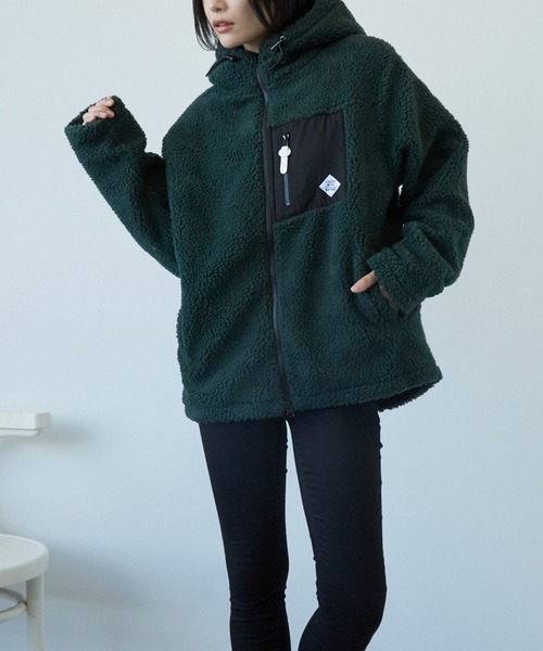 VIBGYOR（ヴィブジョー）の「VIBGYOR Select/ボアZIPパーカー(BL)（マウンテンパーカー・レディース・ホワイト/ブラック/ダークグリーン/ベージュ/カーキ/その他2/その他3/パープル系その他/キャメル/ブラウン系その他/ブラック系その他/ベージュ系その他/その他1/ホワイト系その他/ブラウン系その他2/その他4/その他5・MEDIUM/LARGE/X-LARGE）」の2枚目の写真