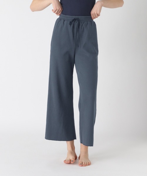 bijorie（ビジュリィ）の「ワッフル地のロングパンツ（ルームウェア/パジャマ・レディース・ネイビー/アイボリー・FREE）」の7枚目の写真