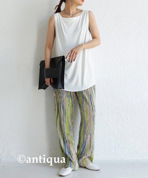 antiqua（アンティカ）の「とろみ生地ボートネックタンク（タンクトップ・レディース・オフホワイト/ブラック/ブラウン系その他/ブラウン系その他2/ブラウン系その他3/ベージュ系その他/ブルー系その他・FREE）」の20枚目の写真