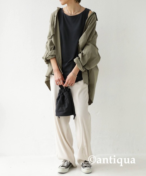 antiqua（アンティカ）の「とろみ生地ボートネックタンク（タンクトップ・レディース・オフホワイト/ブラック/ブラウン系その他/ブラウン系その他2/ブラウン系その他3/ベージュ系その他/ブルー系その他・FREE）」の11枚目の写真