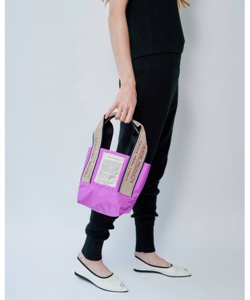 THEATRE PRODUCTS（シアタープロダクツ）の「MISSISSIPPI Ssize／ジャガードテープ バッグ/500mlペットボトル収納可能（トートバッグ・レディース・ブラック/ベージュ/ブラウン/グレー/レッド/ネイビー/パープル/グリーン/チャコールグレー・FREE）」の8枚目の写真