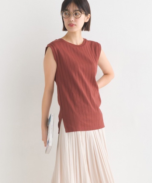 OMNES Another Edition（オムネス アナザーエディション）の「汗じみ防止 リブタンクトップ（Tシャツ/カットソー・レディース・ホワイト/ブラック/ベージュ/ブラウン/ホワイト×ブラック/イエロー/ラベンダー・FREE）」の17枚目の写真