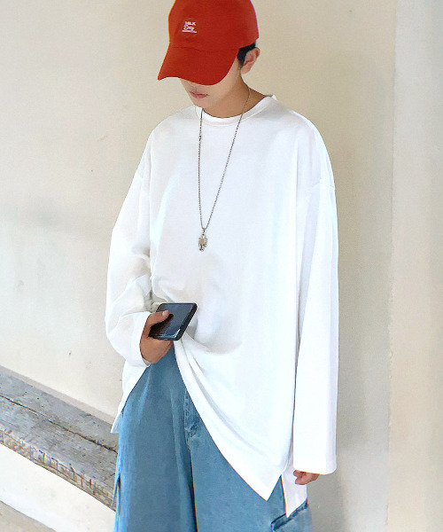 neos（ネオス）の「【neos -addictive design-】ルーズシルエット ロングスリーブ ポンチTシャツ（Tシャツ/カットソー・メンズ・ホワイト×ブラック/ブラック/ネイビー/ホワイト/ホワイト系その他/モカ/グレー/ブラック系その他/ブラック×ホワイト・X-LARGE/LARGE/MEDIUM）」の2枚目の写真