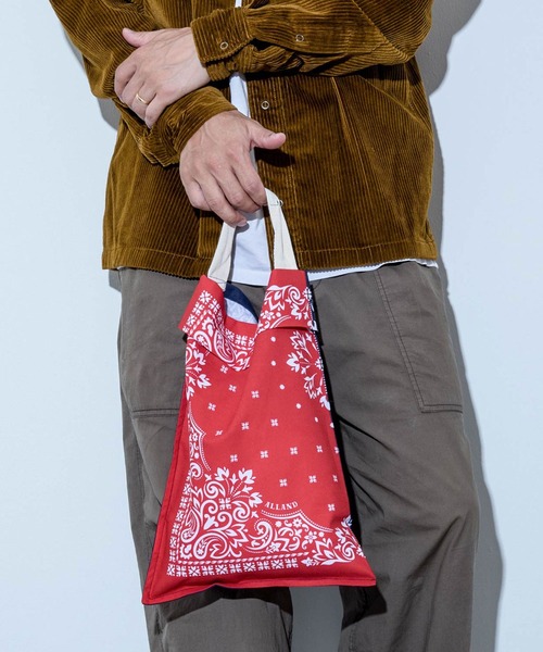 ALLAND(オルランド)の「【ALLAND(オルランド)】BANDANA BAG / バンダナバッグ/ エコバッグ/ サスティナブルバッグ(エコバッグ/サブバッグ)」|レッド系その他