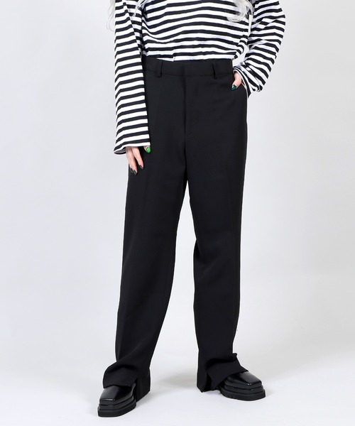 DING（ディング）の「DING/センタープレスサイドスリットパンツ（スラックス・レディース・ブラック/ベージュ・SMALL/MEDIUM）」の2枚目の写真