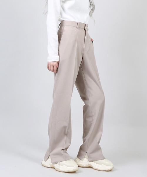DING（ディング）の「DING/センタープレスサイドスリットパンツ（スラックス・レディース・ブラック/ベージュ・SMALL/MEDIUM）」の10枚目の写真