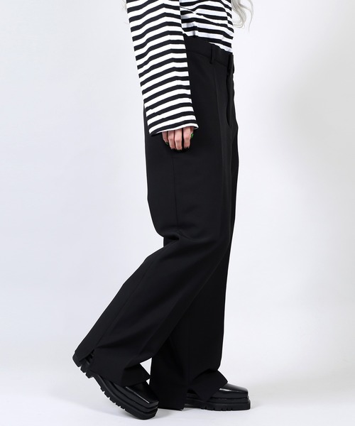 DING（ディング）の「DING/センタープレスサイドスリットパンツ（スラックス・レディース・ブラック/ベージュ・SMALL/MEDIUM）」の8枚目の写真