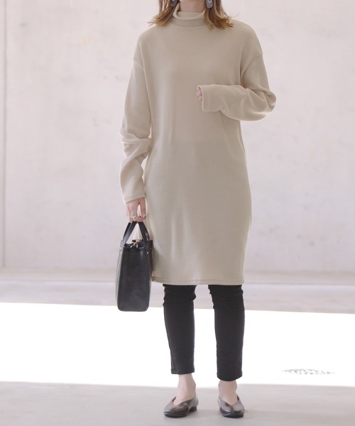 reca（レカ）の「タートルネックワンピース（チュニック・レディース・ブラック/ベージュ・FREE）」の7枚目の写真