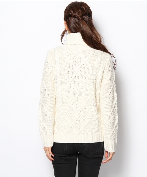 BEAMS LIGHTS Women's（ビームスライツ ウィメンズ）の「BEAMS LIGHTS / タートルケーブルプルオーバー（ニット/セーター・レディース・オフホワイト/ベージュ・FREE）」の3枚目の写真