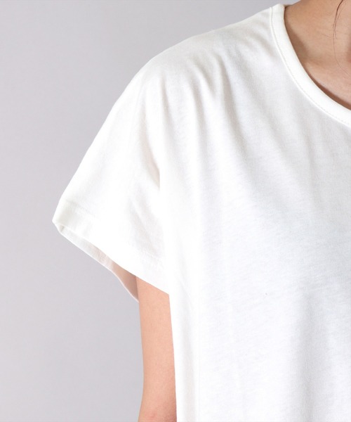 BAYBLO（ベイブロ）の「サイドスリット クルーネック Tシャツ(BT)（Tシャツ/カットソー・レディース・ブラック/ホワイト/カーキ・LARGE/MEDIUM）」の9枚目の写真