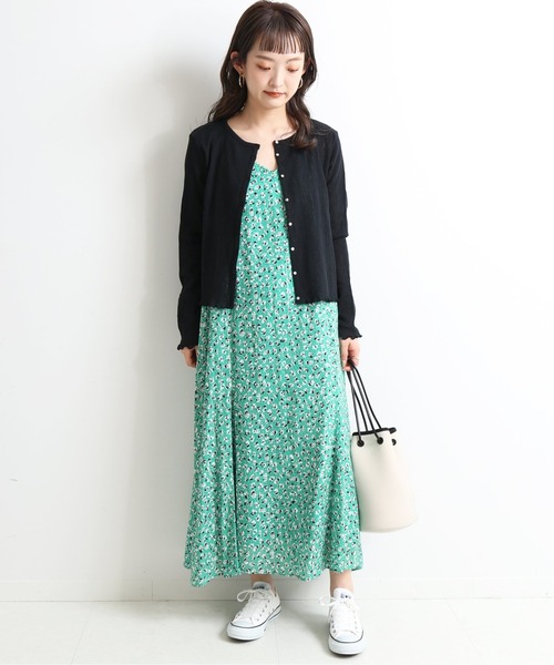 SLOBE IENA（スローブイエナ）の「シャーリングカーディガン【手洗い可能】◆（カーディガン/ボレロ・レディース・ホワイト/ブラック/サックスブルー・FREE）」の16枚目の写真