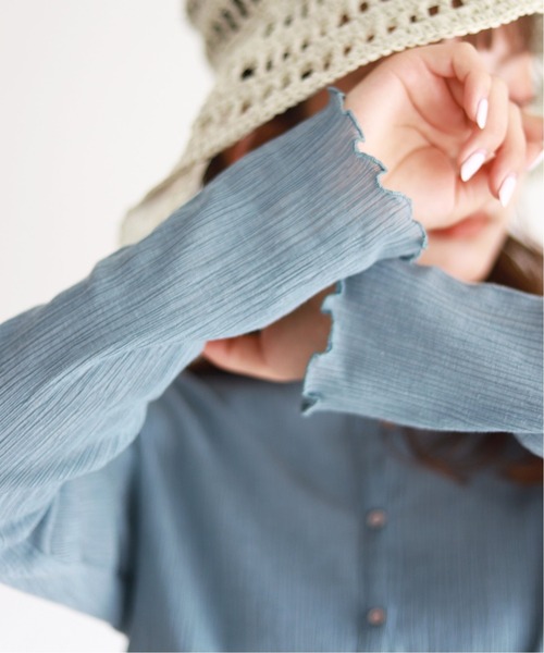 SLOBE IENA（スローブイエナ）の「シャーリングカーディガン【手洗い可能】◆（カーディガン/ボレロ・レディース・ホワイト/ブラック/サックスブルー・FREE）」の14枚目の写真