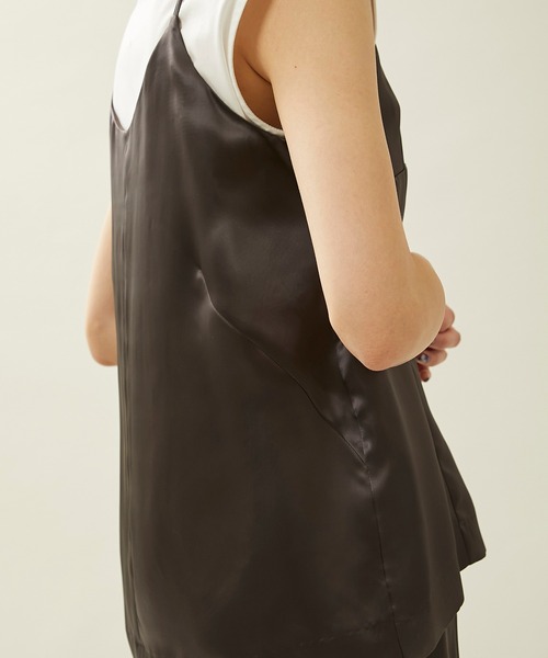 city（シティ）の「【CITY】キュプラサテンキャミソール（キャミソール・レディース・アイボリー/グレー・FREE）」の8枚目の写真