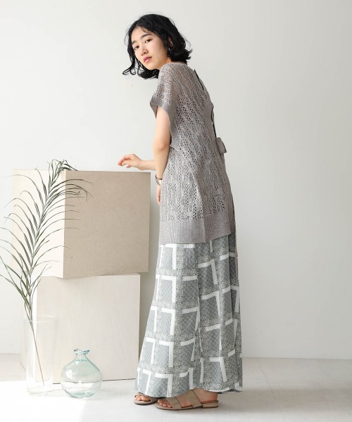 Bab(バブ)の「【WEB限定】2WAY透かし編みニットベスト(ニット/セーター・レディース・ベージュ/アイボリー/グレー系その他・FREE)」の17枚目の写真