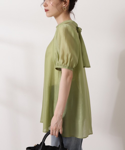 N.（N. Natural Beauty Basic）（エヌエヌナチュラルビューティーベーシック）の「◆バックリボンチュニックブラウス（シャツ/ブラウス・レディース・ブラック/ライトベージュ/ライトグリーン・MEDIUM）」の10枚目の写真