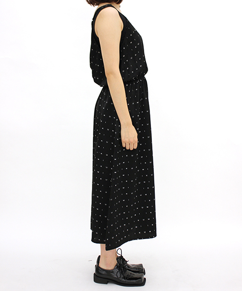 ikumi ワンピース i（アイ）の「IKUMI PRINT CAMISOLE ONE-PIECE（ワンピース