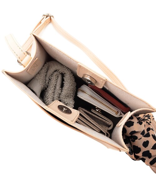 DRESKIP（ドレスキップ）の「◆スカーフ付きミニショルダー（ショルダーバッグ・レディース・アイボリー/シルバー/グレー/ブラック・00）」の9枚目の写真