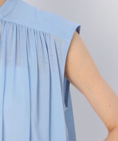 Morris & Sons（モリスアンドサンズ）の「◇【MORRIS & SONS】ギャザースリーブレスシャツ WOMEN（シャツ/ブラウス・レディース・オリーブ/ブラック/ライトブルー・0）」の13枚目の写真