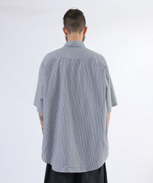 GOLD（ゴールド）の「GOLD / ゴールド：WASHER BROAD STRIPE BIG SHIRT：21A-GL38664[MUS]（シャツ/ブラウス・メンズ・ブラック/ネイビー・M/S/L）」の4枚目の写真