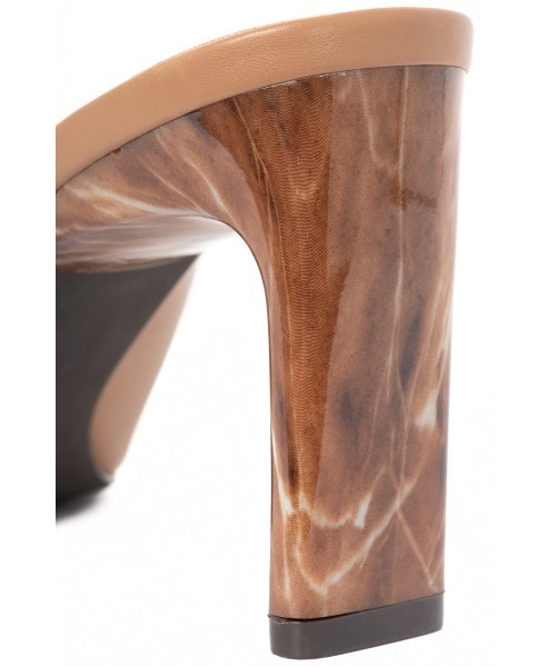 R&E（アールアンドイー）の「【21AW新作】【R&E】センターシームスティックヒールミュール（パンプス・レディース・ブラック/ブラック系その他/ベージュ系その他・22.5cm/23.5cm/24.5cm/23.0cm/24.0cm/22.0cm）」の11枚目の写真