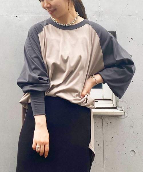 COLLAGE GALLARDAGALANTE（コラージュガリャルダガランテ）の「【OT】バックサテンラグランスリーブカットソー（Tシャツ/カットソー・レディース・チャコールグレー/ベージュ/ブルー/ネイビー・FREE）」の3枚目の写真