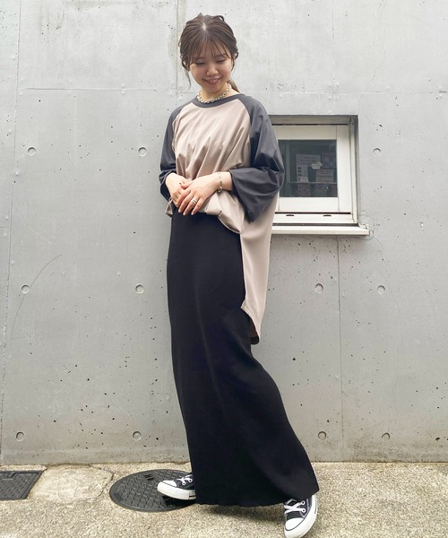 COLLAGE GALLARDAGALANTE（コラージュガリャルダガランテ）の「【OT】バックサテンラグランスリーブカットソー（Tシャツ/カットソー・レディース・チャコールグレー/ベージュ/ブルー/ネイビー・FREE）」の11枚目の写真