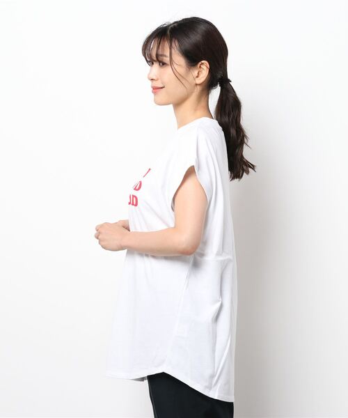 CAPRICIEUX LE'MAGE（カプリシューレマージュ）の「サスティナブルコットンTシャツ（Tシャツ/カットソー・レディース・ベージュ/ホワイト/ライトグレー・FREE）」の4枚目の写真