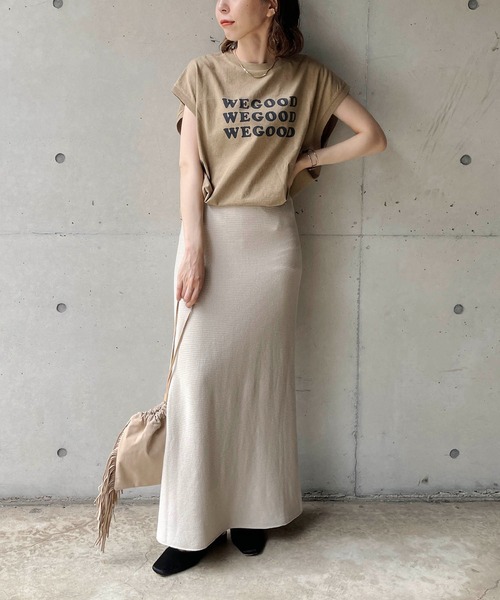 CAPRICIEUX LE'MAGE（カプリシューレマージュ）の「サスティナブルコットンTシャツ（Tシャツ/カットソー・レディース・ベージュ/ホワイト/ライトグレー・FREE）」の17枚目の写真